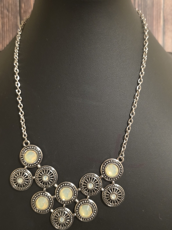 paparazzi Jewelry - paparazzi Silver-Tone Opalescent Yellow Bezel Necklace